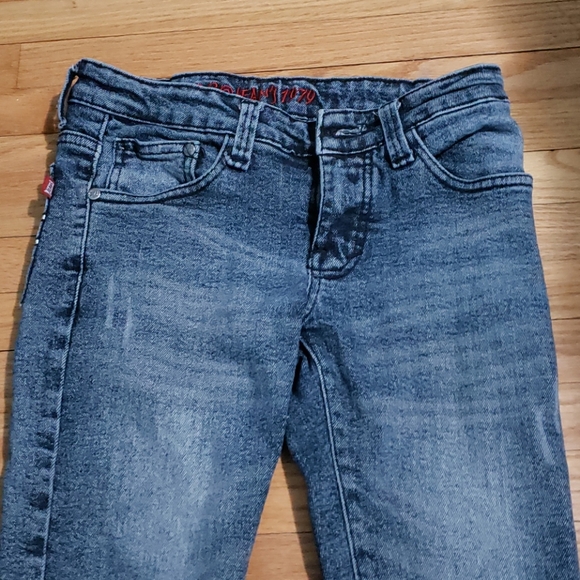 3/$30 Jeans - Picture 4 of 5